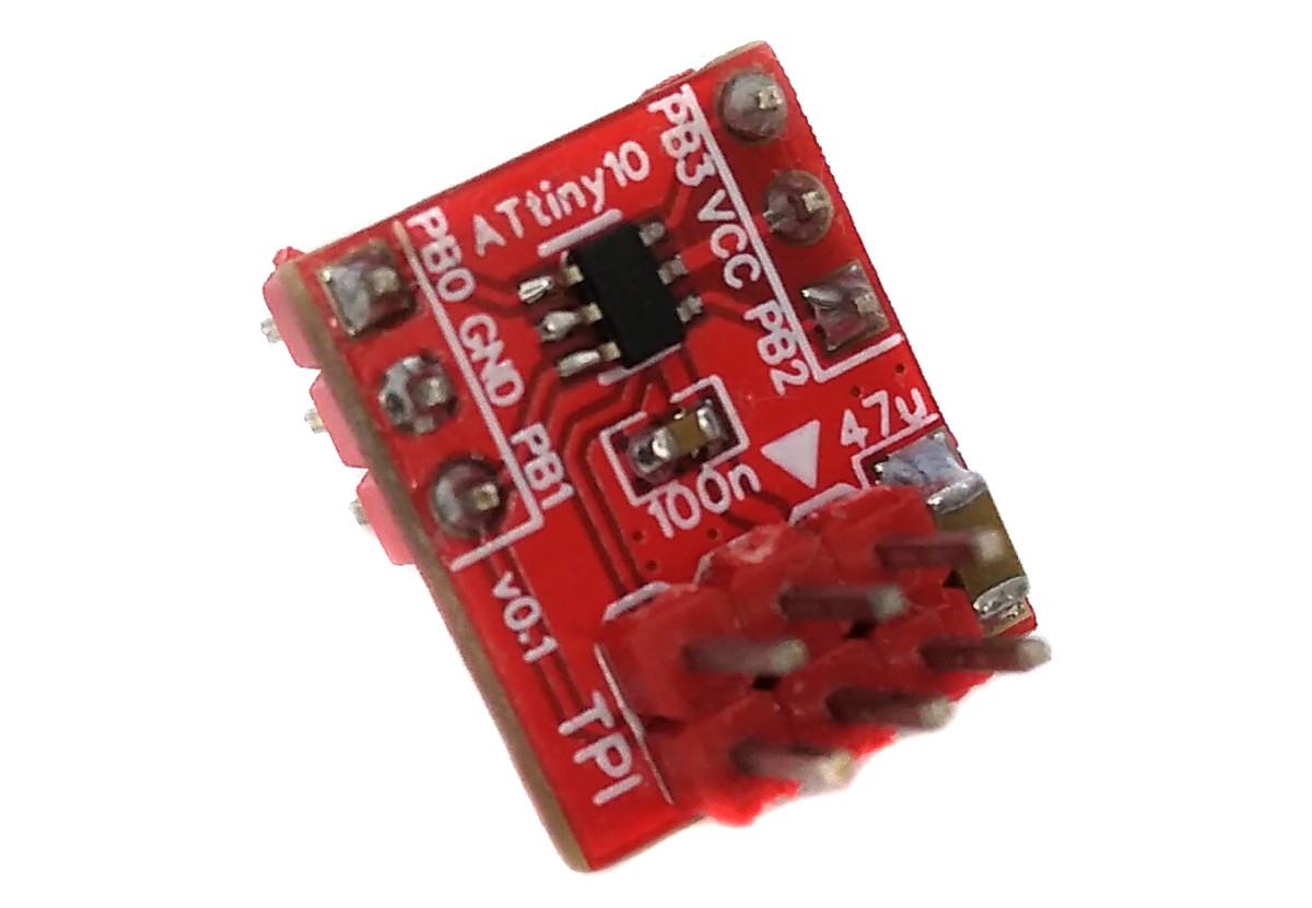 ATtiny10_DevBoard_pic1.jpg